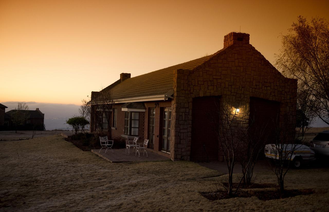 Kloppenheim Self Catering And Timeshare Resort Machadodorp Esterno foto